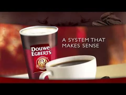 C60 Coffee Machine, Red/Brown (Refurbished) - Image 2